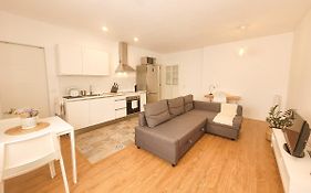 Loft moderno con terraza privada